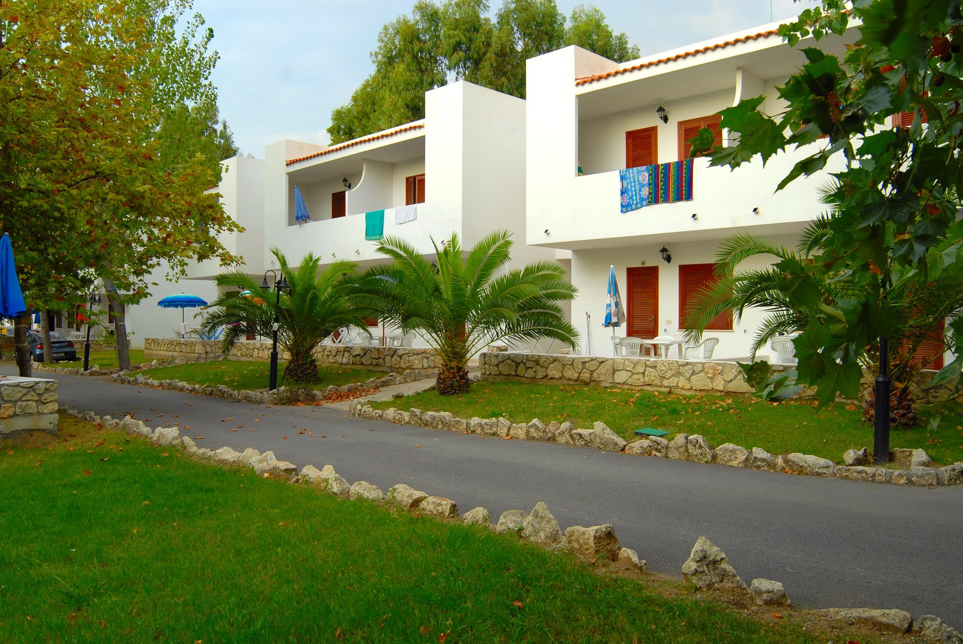 Paola Vacation Apartments - Photo 2