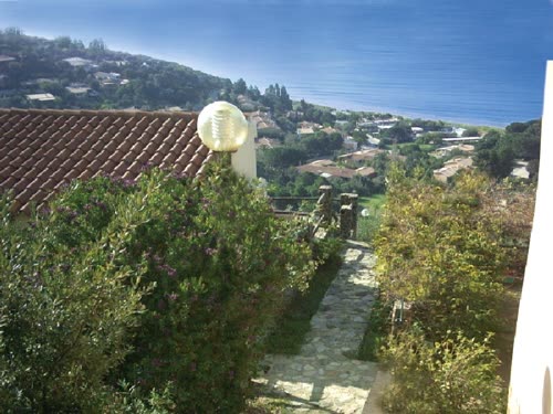 Kala and Moru Vacation Rentals - Photo 9